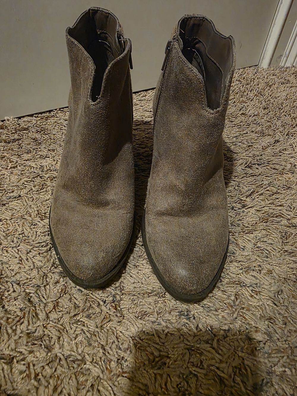 Women’s Suede Ankle Boot in Taupe